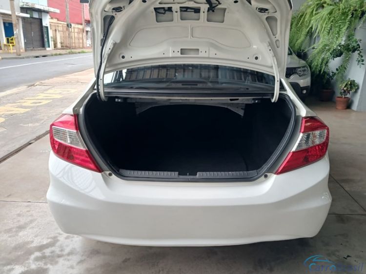 Gabaldo Veículos | Civic 1.8 LXL Aut. 4P. 13/13 - foto 10
