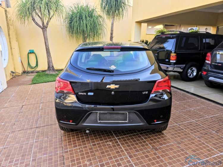 RA Intermediacoes | Onix 1.4 LTZ AUTOMÁTICO 17/18 - foto 5