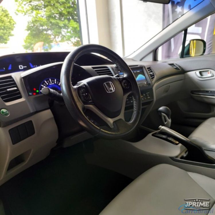J Prime Automóveis | Civic 1.8 LXS 13/14 - foto 7