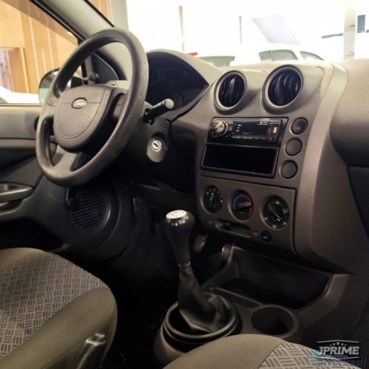 J Prime Automóveis | Fiesta Sedan 1.0 05/05 - foto 9