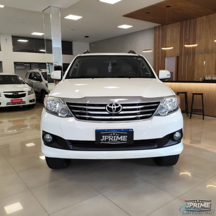 J Prime Automóveis | Hilux SW4 4X2 SR 14/15 - foto 2