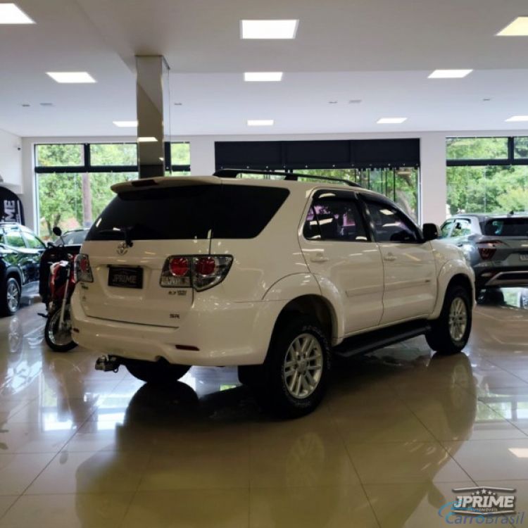 J Prime Automóveis | Hilux SW4 4X2 SR 14/15 - foto 6