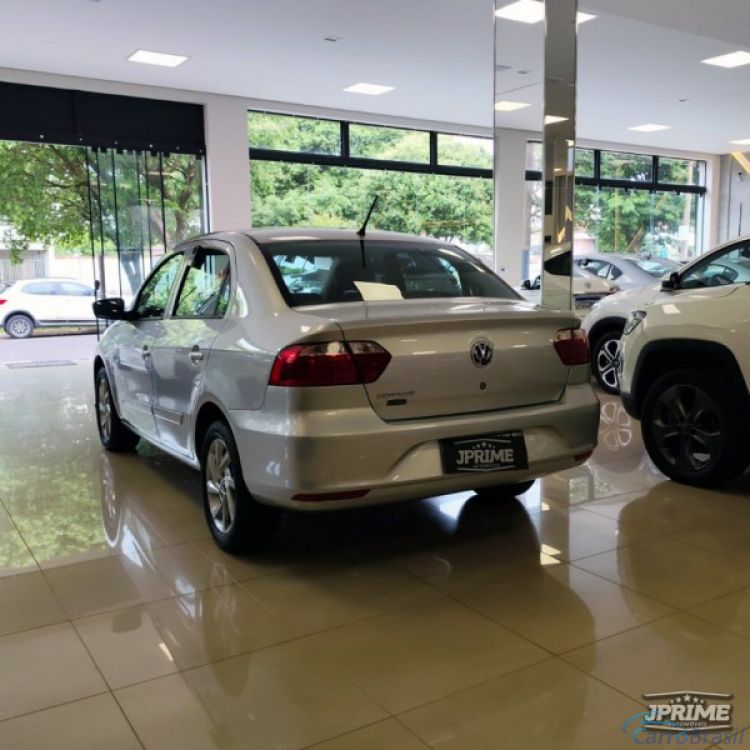 J Prime Automóveis | Voyage 1.0 MPI 23/23 - foto 4