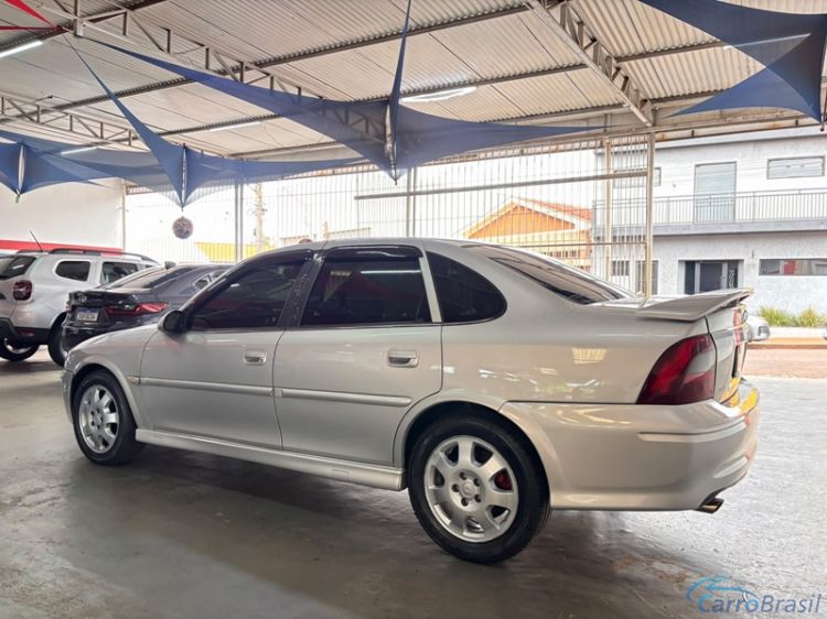 Renan Veículos | Vectra Sedan CD 2.2 16V 4P. 03/03 - foto 2
