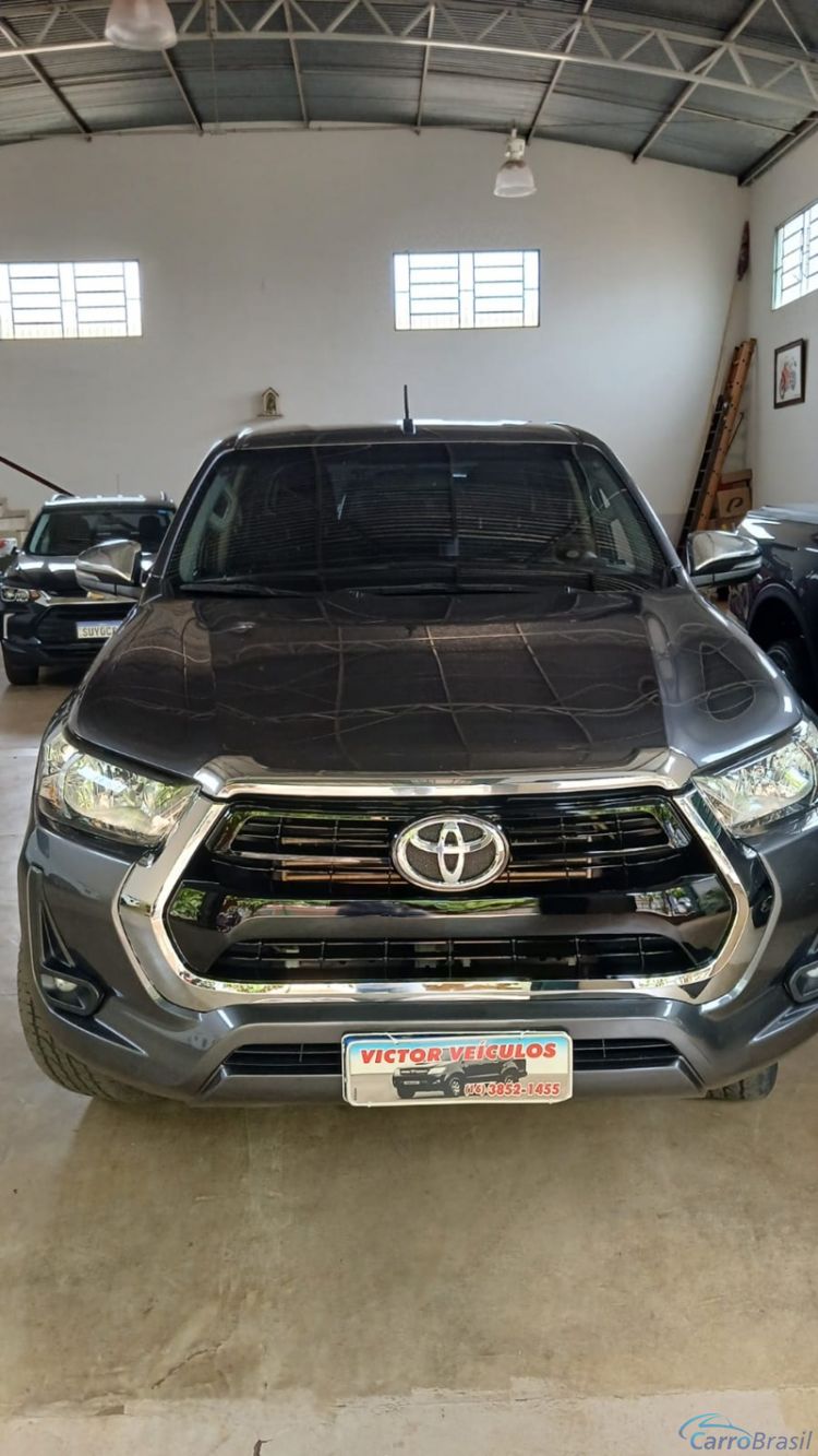 Victor Veículos | Hilux CD SRV 4X4 Aut. 4P. 21/21 - foto 4