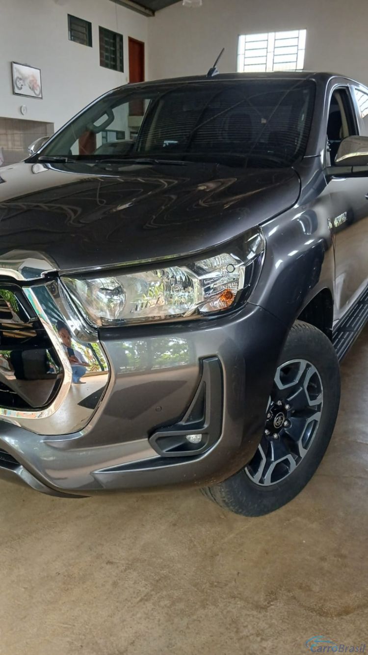 Victor Veículos | Hilux CD SRV 4X4 Aut. 4P. 21/21 - foto 1