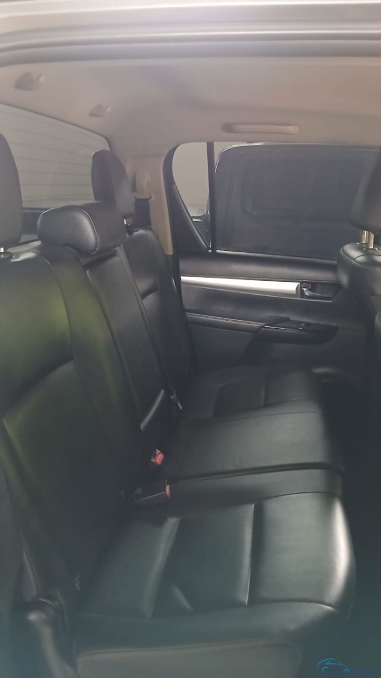 Victor Veículos | Hilux CD SRV 4X4 Aut. 4P. 21/21 - foto 5