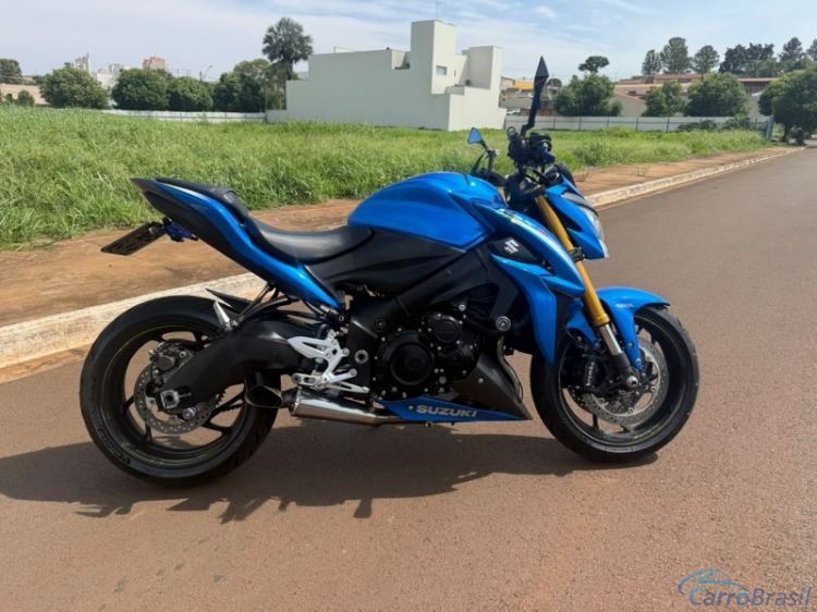 Vem Car Veículos | GSX 1000 17/17 - foto 6