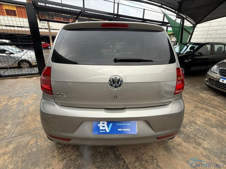 Kito Veículos | Fox 1.0 MI 8V FLEX 4P MANUAL 10/11 - foto 6