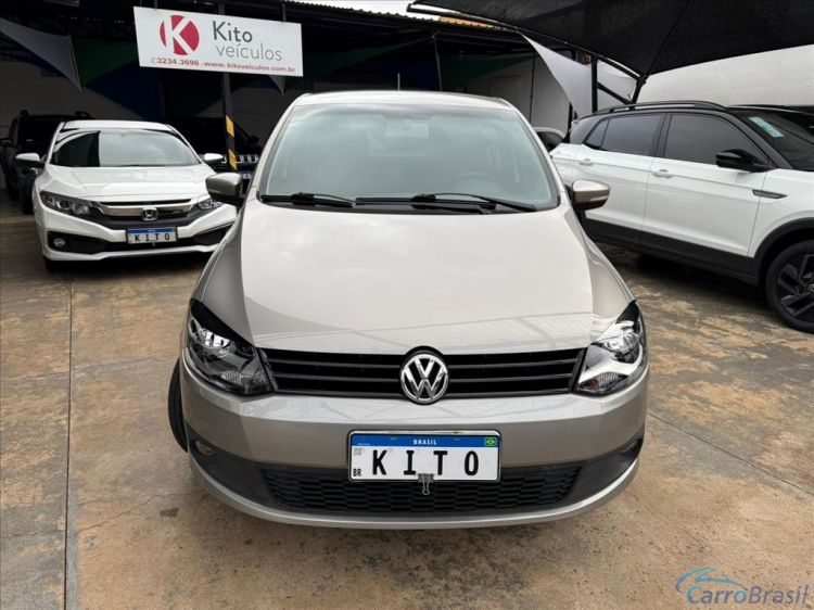 Kito Veículos | Fox 1.0 MI 8V FLEX 4P MANUAL 10/11 - foto 7