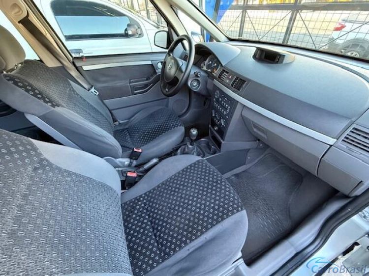 Kito Veículos | Meriva 1.4 MPFI MAXX 8V ECONO.FLEX 4P MANUAL 11/11 - foto 4