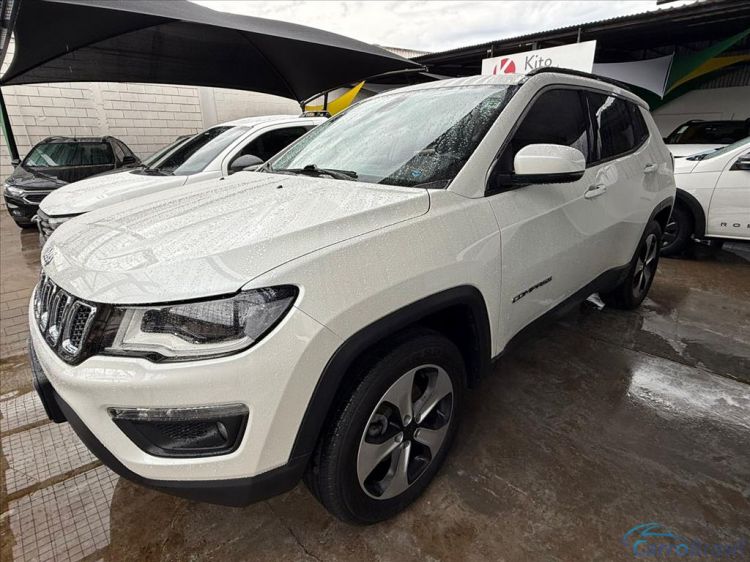 Kito Veículos | Compass 2.0 16V DIESEL LONGITUDE 4X4 AUTOMÁTICO 17/18 - foto 2