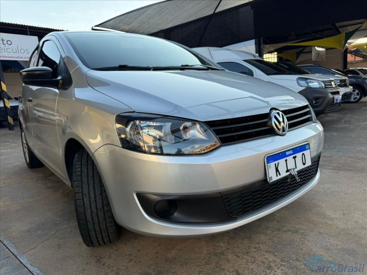 Kito Veículos | Fox 1.0 MI 8V FLEX 4P MANUAL 14/14 - foto 3