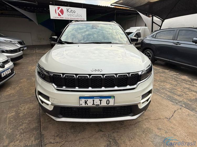 Kito Veículos | Commander 2.0 TD380 TURBO DIESEL OVERLAND AT9 22/22 - foto 3