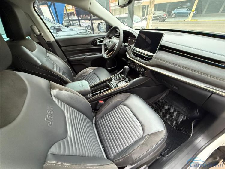 Kito Veículos | Commander 2.0 TD380 TURBO DIESEL OVERLAND AT9 22/22 - foto 9