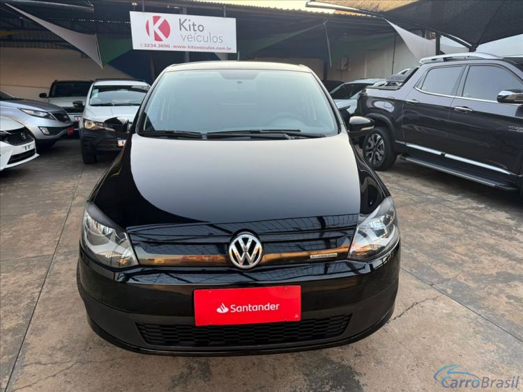 Kito Veículos | Fox 1.0 MI BLUEMOTION 8V FLEX 4P MANUAL 13/14 - foto 3