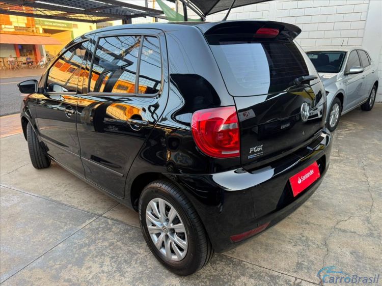 Kito Veículos | Fox 1.0 MI BLUEMOTION 8V FLEX 4P MANUAL 13/14 - foto 6