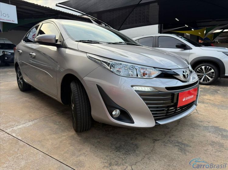 Kito Veículos | Yaris 1.5 16V FLEX SEDAN XS MULTIDRIVE 18/19 - foto 4