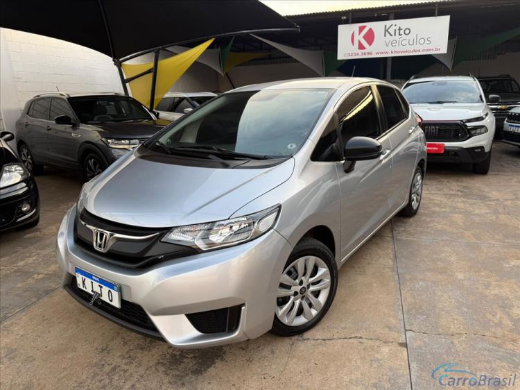 Kito Veículos | Fit 1.5 DX 16V FLEX 4P MANUAL 14/15 - foto 2