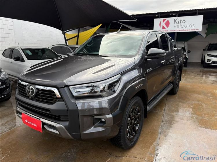 Kito Veículos | Hilux 2.8 D-4D TURBO DIESEL CD CONQUEST 4X4 AUTOMÁTICO 23/23 - foto 1