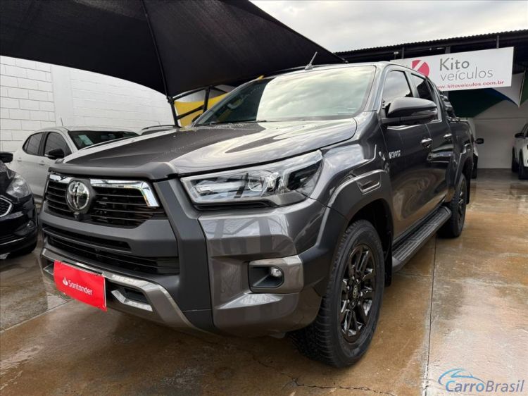 Kito Veículos | Hilux 2.8 D-4D TURBO DIESEL CD CONQUEST 4X4 AUTOMÁTICO 23/23 - foto 2