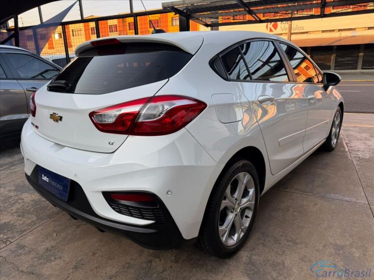 Kito Veículos | Cruze 1.4 TURBO SPORT6 LT 16V FLEX 4P AUTOMÁTICO 17/17 - foto 7