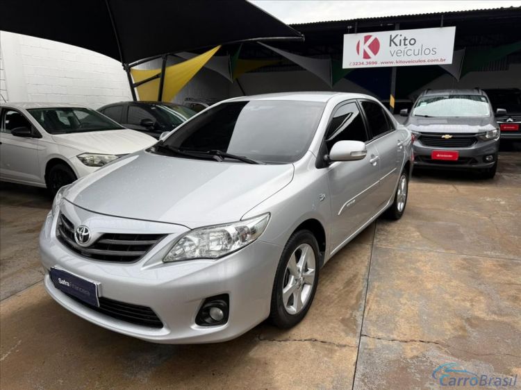 Kito Veículos | Corolla 2.0 XEI 16V FLEX 4P AUTOMÁTICO 13/14 - foto 2