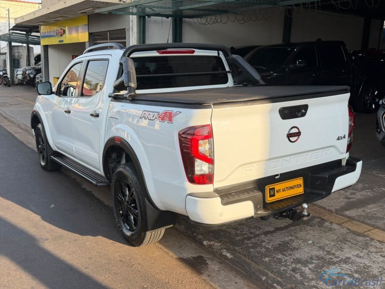 MV Automóveis | Frontier 2.3 16V TURBO DIESEL PRO4X CD 4X4 AUTOMÁTICO 23/24 - foto 3