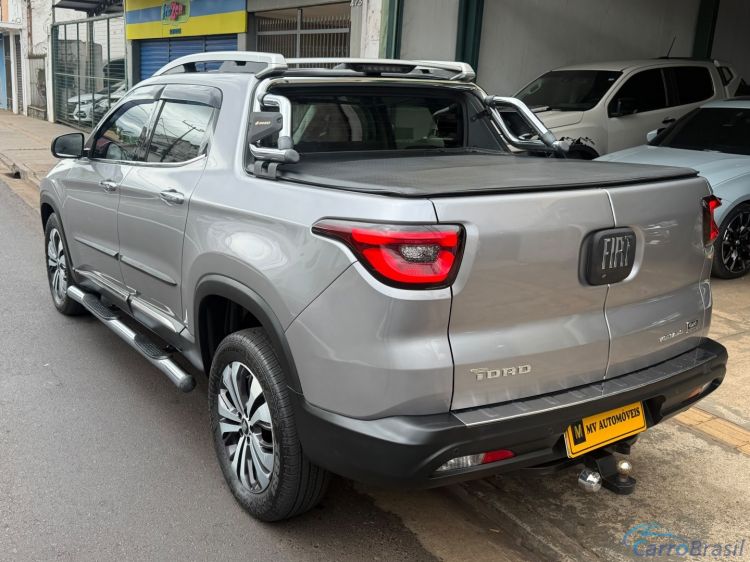 MV Automóveis | Toro 2.0 16V TURBO DIESEL VOLCANO 4WD AT9 22/22 - foto 3