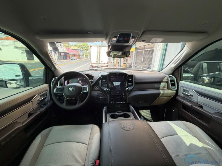 MV Automóveis | 2500 6.7 I6 TURBO DIESEL LARAMIE CD 4X4 AUTOMÁTICO 26/26 - foto 7