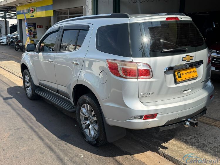 MV Automóveis | Trailblazer 2.8 LTZ 4X4 16V TURBO DIESEL 4P AUTOMÁTICO 17/17 - foto 3