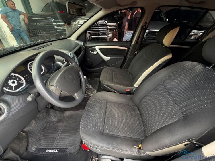 MV Automóveis | Sandero 1.6 STEPWAY 16V FLEX 4P MANUAL 10/10 - foto 8