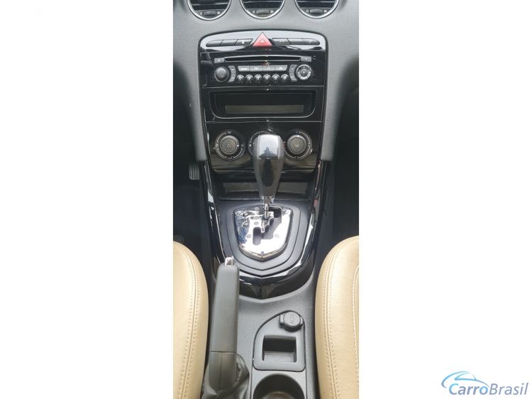 Unicar Veículos | 408 1.6 BUSINESS 16V TURBO FLEX 4P AUTOMÁTICO 16/17 - foto 9