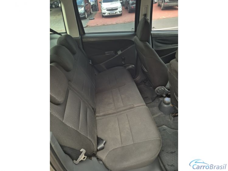 Unicar Veículos | Idea 1.4 MPI FIRE ELX 8V FLEX 4P MANUAL 07/07 - foto 7