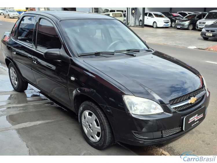 Unicar Veículos | Corsa Sedan 1.0 MPFI LS 8V FLEX 4P MANUAL 13/14 - foto 2