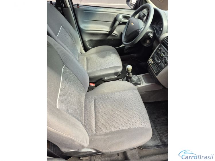 Unicar Veículos | Corsa Sedan 1.0 MPFI LS 8V FLEX 4P MANUAL 13/14 - foto 8