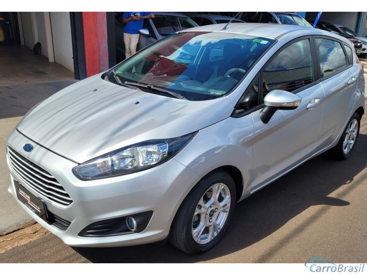 Unicar Veículos | Fiesta Hatch 1.6 SE PLUS HATCH 16V FLEX 4P POWERSHIFT 16/17 - foto 3