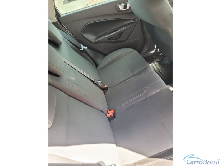 Unicar Veículos | Fiesta Hatch 1.6 SE PLUS HATCH 16V FLEX 4P POWERSHIFT 16/17 - foto 7