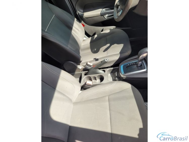 Unicar Veículos | Fiesta Hatch 1.6 SE PLUS HATCH 16V FLEX 4P POWERSHIFT 16/17 - foto 8