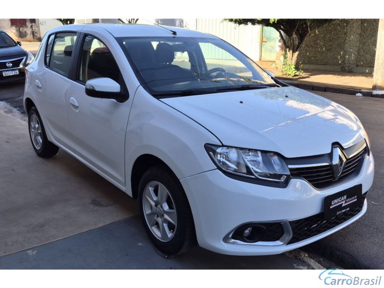 Unicar Veículos | Sandero 1.6 DYNAMIQUE 8V FLEX 4P AUTOMATIZADO 15/15 - foto 2