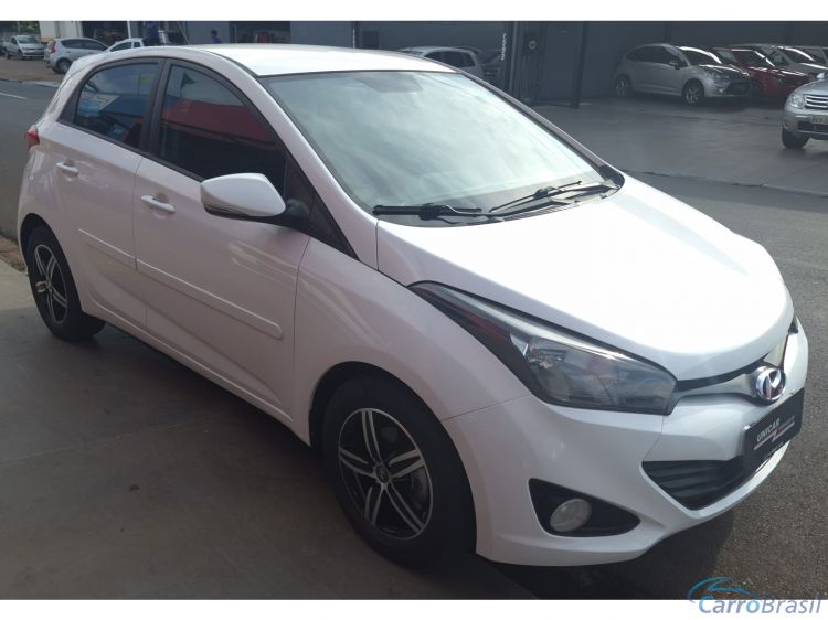 Unicar Veículos | HB 20 1.6 PREMIUM 16V FLEX 4P MANUAL 13/13 - foto 2