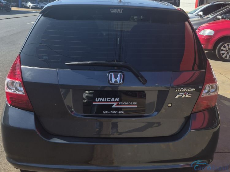 Unicar Veículos | Fit 1.4 LXL 8V GASOLINA 4P AUTOMÁTICO 05/05 - foto 4