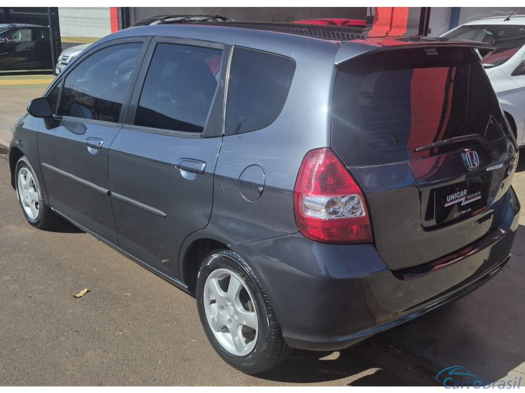 Unicar Veículos | Fit 1.4 LXL 8V GASOLINA 4P AUTOMÁTICO 05/05 - foto 6