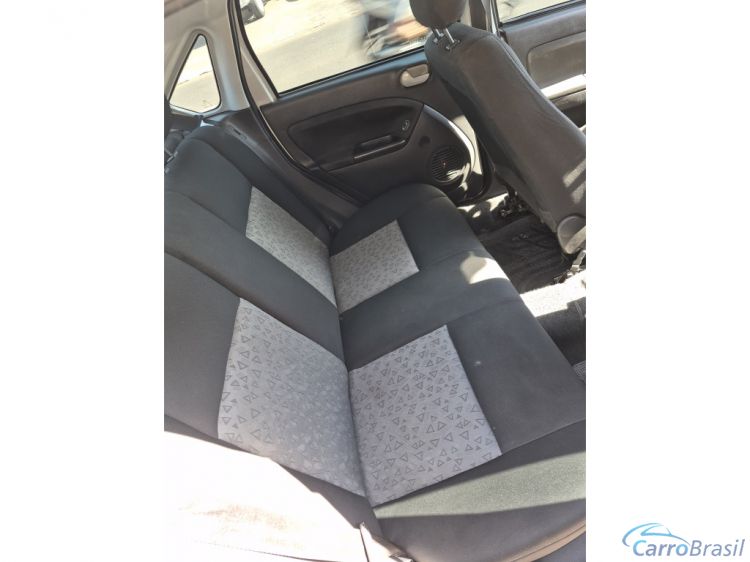 Unicar Veículos | Fiesta Hatch 1.6 MPI SEDAN 8V FLEX 4P MANUAL 10/11 - foto 7