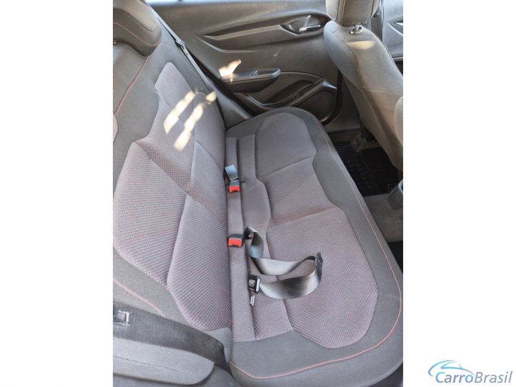 Unicar Veículos | Onix 1.4 MPFI LTZ 8V FLEX 4P AUTOMÁTICO 15/16 - foto 7