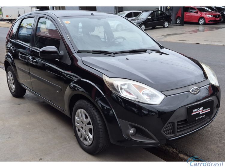 Unicar Veículos | Fiesta Hatch 1.0 ROCAM HATCH 8V FLEX 4P MANUAL 14/14 - foto 2