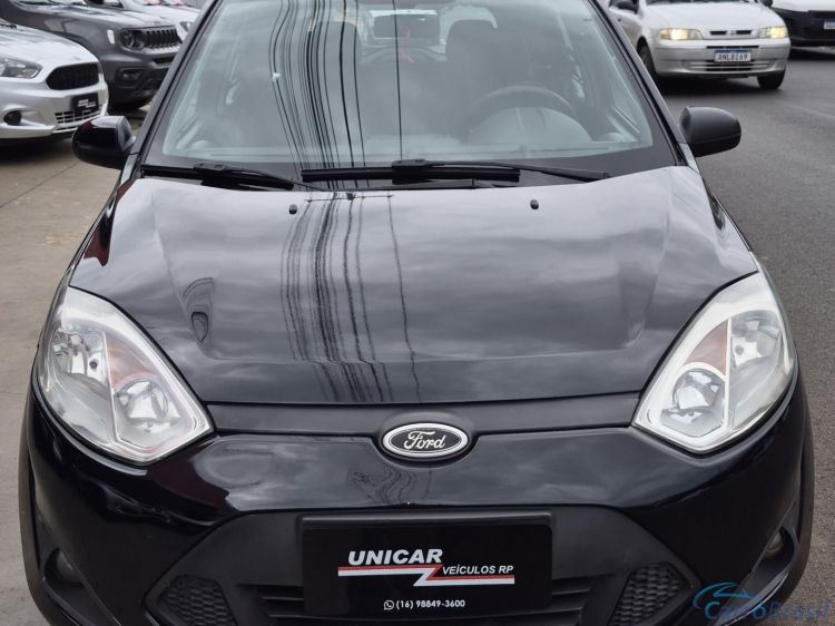 Unicar Veículos | Fiesta Hatch 1.6 MPI CLASS HATCH 8V FLEX 4P MANUAL 11/12 - foto 1
