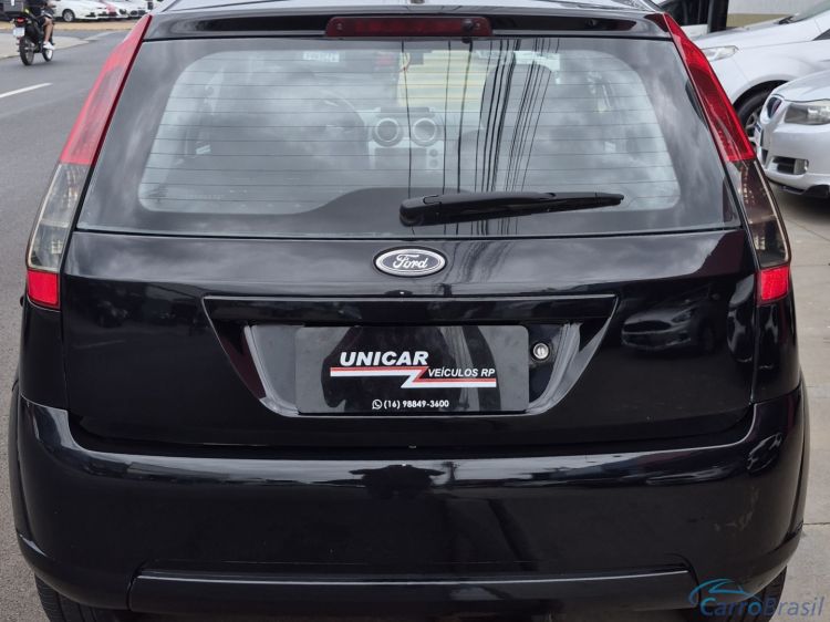 Unicar Veículos | Fiesta Hatch 1.6 MPI CLASS HATCH 8V FLEX 4P MANUAL 11/12 - foto 4