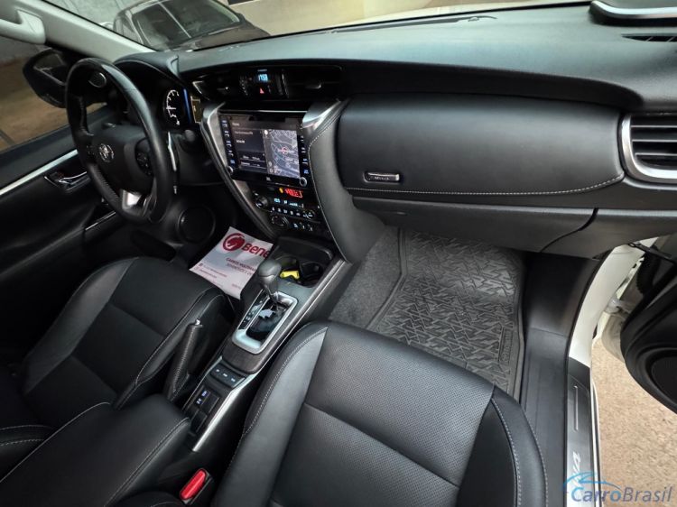 Benetão Veículos | Hilux SW4 SRX 4x4 2.8 TDI 16V Dies. Aut. 21/21 - foto 9