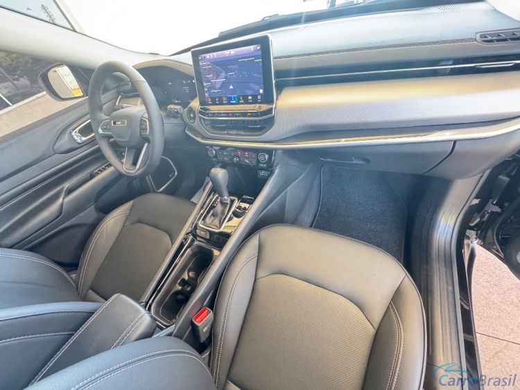 Benetão Veículos | Compass LONG. T270 1.3 TB 4x2 Flex Aut. 25/25 - foto 9